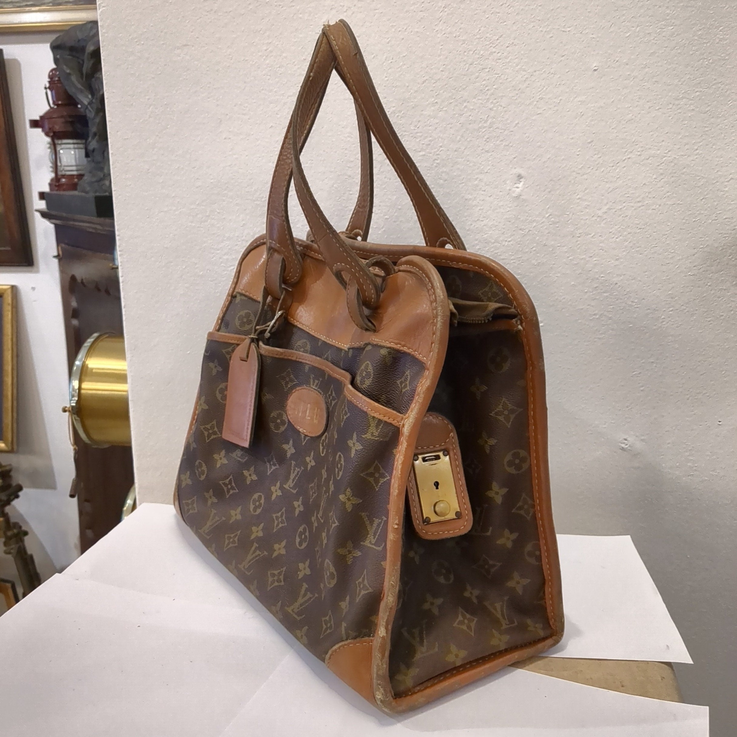 Louis Vuitton ボストンバッグ モノグラム　ヴィンテージ　ビンテージ Original Vintage Louis Vuitton X French Luggage Co. Handbag From