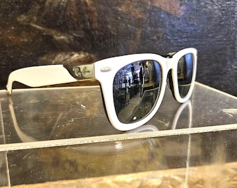 Ray-Ban Ultra Wayfarer RB2157-K – Exclusive Vintage Model from 1950s