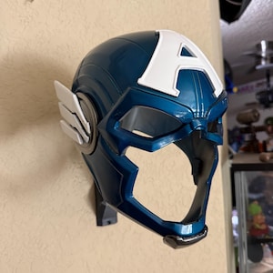 Cap Rivals Inspired Cosplay Helmet DIY/Painted