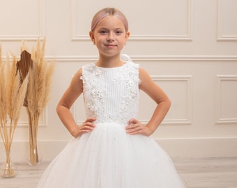 White Lace First Communion Dress: Tulle Flower Girl Gown