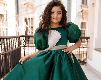 Christmas Green Girl Dress, Christmas Photoshoot Toddler Gown, Lace Girl Dress puffy sleeves, Christmas dress, special occasion satin dress