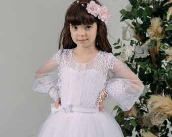 White lace First communion & Baptism dress, flower girl dress, wedding guest dress, Bridesmaids dress, holy communion gown, mini bride dress