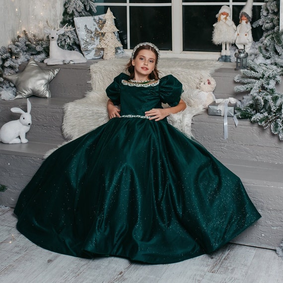 Christmas Green Ball Gown: Sparkly Tutu Dress with Puffy Sleeves Christmas Green Ball Gown: Sparkly Tutu Dress with Puffy Sleeves