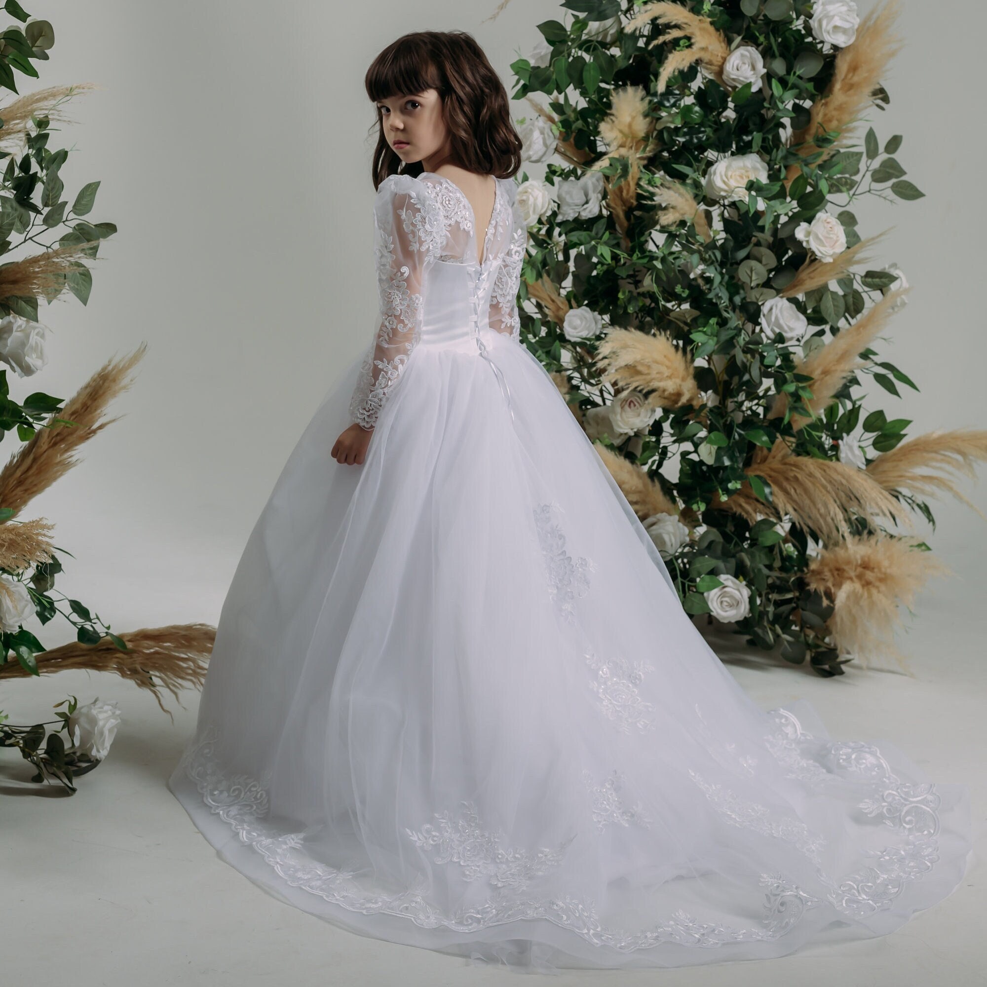  PLwedding Flower Girls Lace Tulle Ball Gowns First Communion  Dresses: Clothing, Shoes & Jewelry