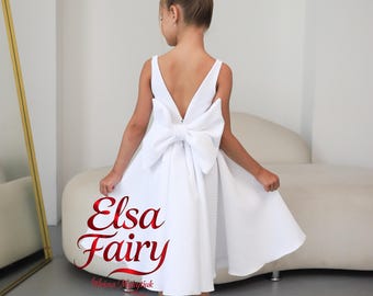 Minimalistyczna, biała satynowa sukienka dla dziewczynki sypiącej kwiaty, elegancka suknia ślubna z kokardą na plecach dla dziewczynek, dla młodszej druhny, na pierwszą komunię i urodziny