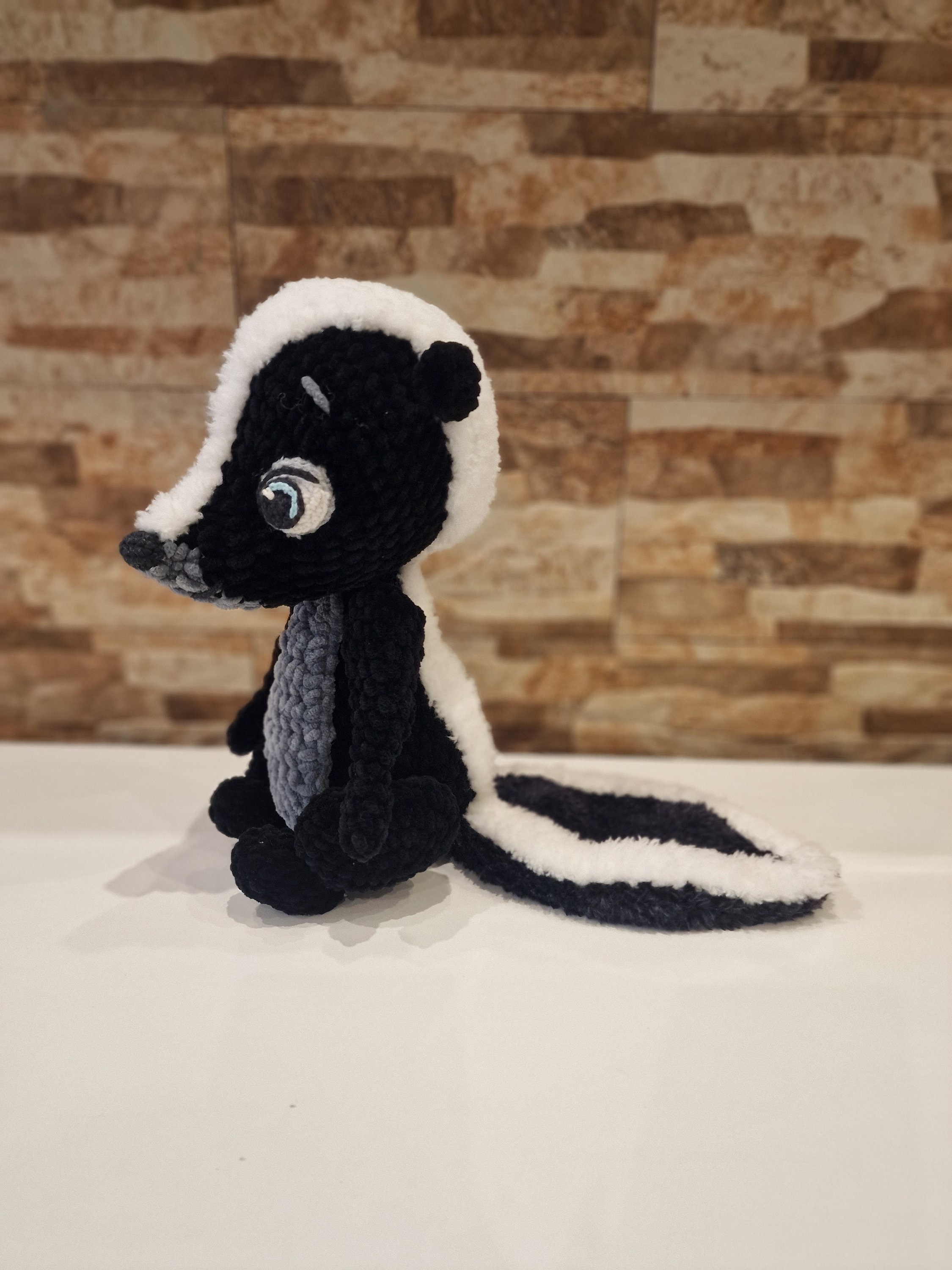 Cartoon Skunk - Etsy Cartoon Skunk - Etsy