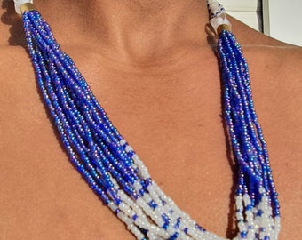 Collier perles africaines multibrins