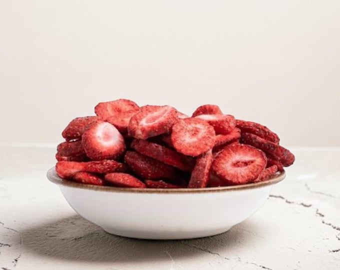 Freeze Dried Strawberry Slices, Natural Crunchy Fruit Snack