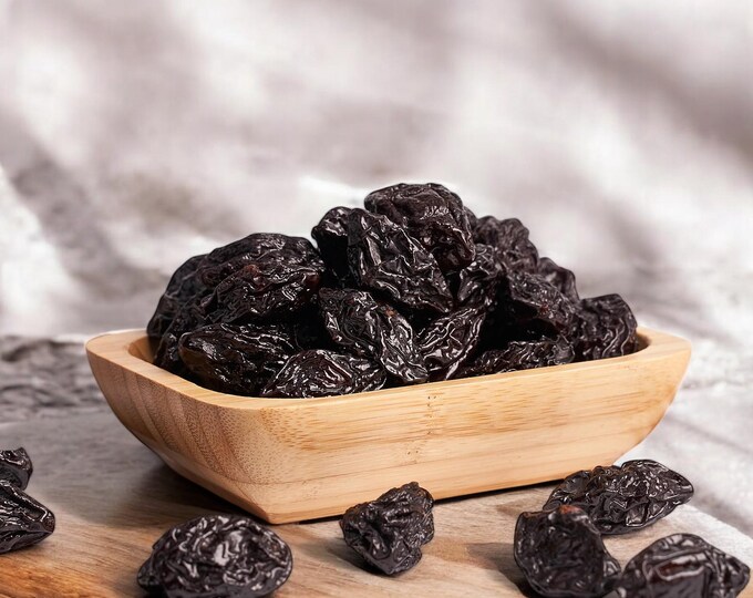 Organic Dried Black Plums - Nutritious and Delicious Prunes for Healthy Snacking, Perfect for Health-Conscious Gifts