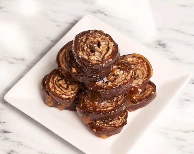 Honey Nut Filled Turkish Roll Delight – Exquisite Sweet Treat for Special Occasions or Everyday Indulgence