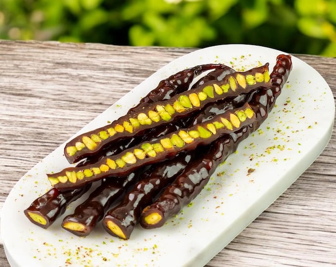 Premium Thin Pistachio Churchela, Handcrafted Sweet Treat for Gifting or Indulgence