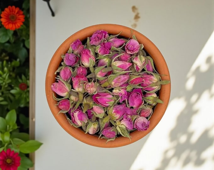 Natural Dried Rosebuds: Aromatic Tea, DIY Crafts & Gifts