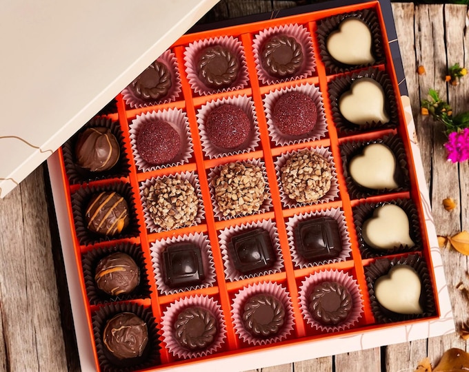 Luxury Chocolate Gift Box, Gourmet Flavors, Perfect for Special Occasions or Holiday Gifts