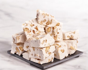 Authentic Walnut Halva, Gourmet Dessert with Rich, Natural Flavors, Ideal for Gifting