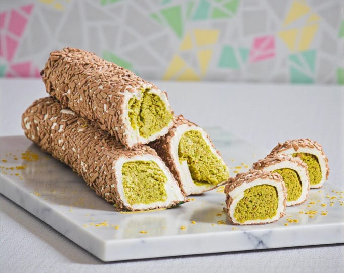 Dubai Chocolate Roll Turkish Delight – Pistachio Paste Filled