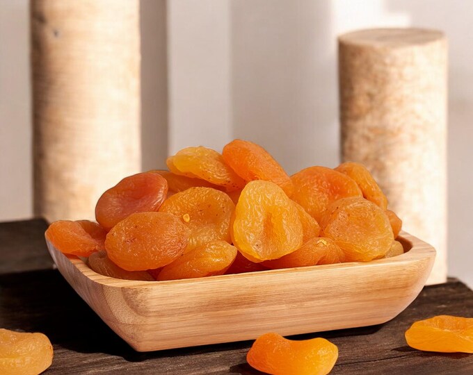 Organic Dried Apricots: Sweet, Nutritious Snack, High in Fiber & Antioxidants, Healthy Gift Idea