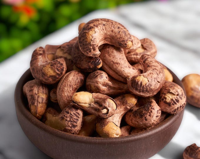 Natural Large Cashews with Thin Skin Shell, Gourmet Nut Snack, High in Protein & Bursting with Flavor