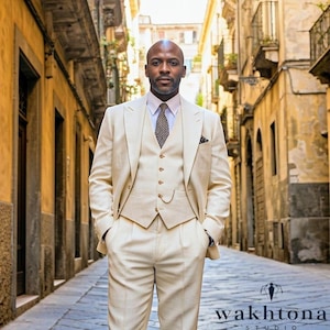 1920s Style Old money Vintage Cream Linen 3 Piece Suit , Summer Linen Suit , Business Suit For men. Linen Wedding Suit .