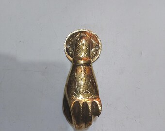 Batacchio per porta in ottone antico: decorazione in stile Figa vintage