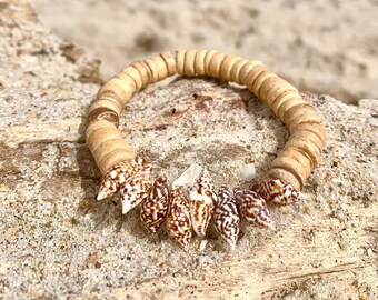 Tiny Tiger Shells (8) on Coconut Shell Beads Bracelet