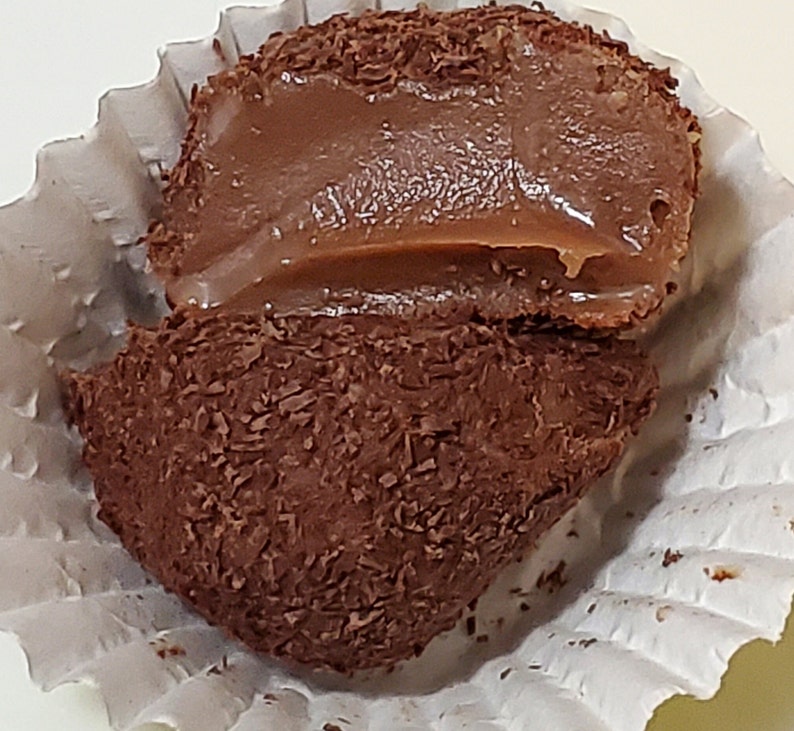 Brigadeiro Gourmet Chocolates image 3