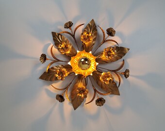 Vintage Hollywood Regency leaves and flowers Gilded lamp 1960s/1970s Germany, Hans Kogl style, Floral gold flush mounted ceiling lamp