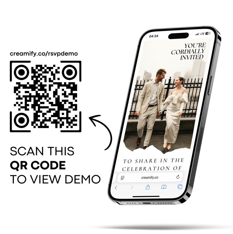 Op de afbeelding: Een smartphone toont een huwelijksuitnodiging met een stel. Het scherm toont "You're Cordially Invited" en "To Share in the Celebration of". Een QR-code en de tekst "Scan this QR code to view demo" zijn ook aanwezig.