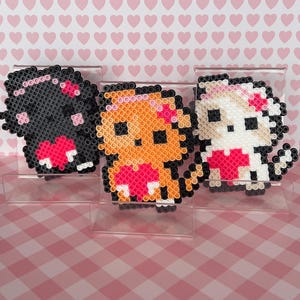 ハートを持ったかわいい猫 - オリジナル パーラー ビーズ クラフト - マグネット | コースター - 母の日に贈るかわいいパーラー ギフト