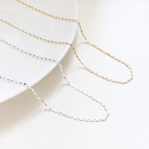 Elegant guld-/silverfärgad glasögonkedja, Fin solglasögonkedja, Reseessens, present till mamma, Alla hjärtans dag-present till henne, Snodd