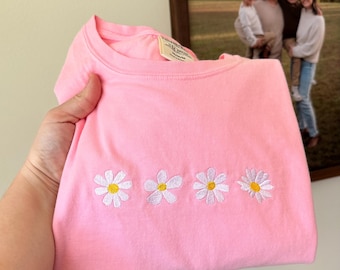 Embroidered Daisy Flower T-Shirt: Comfort Colors Spring Tee