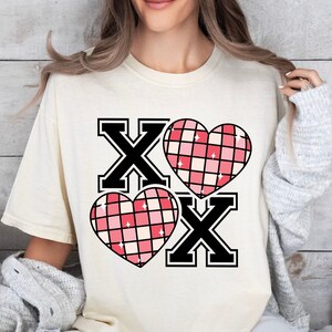 XOXO SVG, PNG, Valentinstag zwart, Valentinstag Shirt, Retro Valentinstag Png, Liebe, Herz svg, Groovy Valentinstag Png, Valentinstag Png