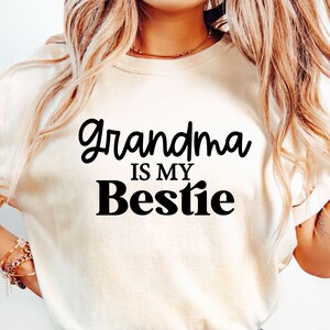 Vovó é minha melhor amiga SVG, Vovó SVG, Vida de Vovó SVG, Camiseta de Vovó SVG, Camiseta Infantil SVG, Netos SVG, Avó, Vovó Abençoada SVG