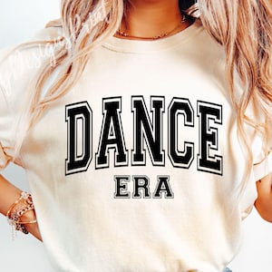 Danse époque SVG, Svg de danse, chemise de danse Svg, danseuse Svg, à mon époque, danse maman Svg, professeur de danse Svg, entraîneur de danse Svg, Svg équipe de danse