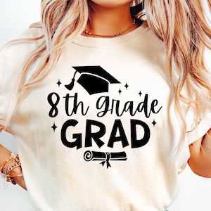 8e année diplômé SVG, SVG de l'obtention du diplôme de huitième année, 8e année chemise de l'obtention du diplôme Svg, 8e année diplômé Svg, 8e année l'obtention du diplôme Svg, diplômé Svg