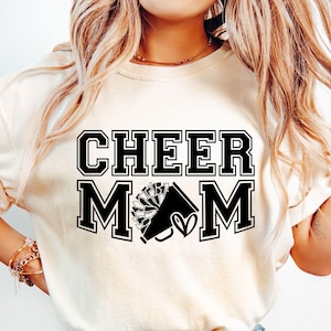Cheer Mom SVG, Cheerleader SVG, Cheer Mom Shirt SVG, Pom Pom und Megaphon Plotter, Jubeln Mama SVG, Jubeln Mama SVG, Cheerleader SVG, Sport Mama SVG