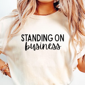 Staande op bedrijf SVG, Small Business Svg, baas Svg, Hustle Svg, CEO Svg, Business Svg, ondernemer Svg, T Shirt Design Svg, Png