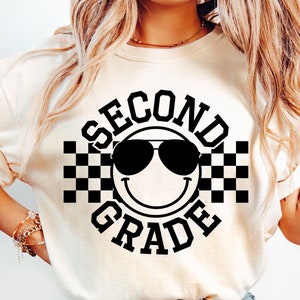 SVG deuxième année, Rentrée des classes, PNG 2e année, enseignant Svg, Bonjour 2e année, damier, 2e année chemise Svg, premier jour d'école Svg