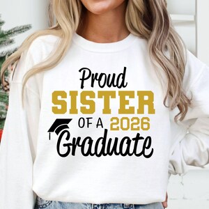 Stolze Familie von 2026 Graduate SVG, 2026 Graduierung SVG-Bundle, Senior Familie svg, stolze graduierten Familie svg, Klasse von 2026, Graduierung svg Bild 2