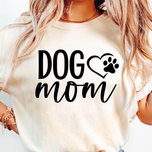 Hond moeder SVG PNG, hond mama SVG, hond moeder shirt SVG, pootafdruk, poot hart SVG, hond SVG, bont moeder SVG, hondenliefhebber SVG, liefde hond SVG, hond shirt SVG
