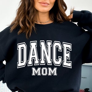 Tanzende Mama SVG, Tanzende Mama Shirt zwart, Tanzende Mama Png, Tanzen zwar, Tänzerin zwar, Tanz Varsity Aufschlag, Tanzende Mutter Era, Tanzende Mutter Kader, Tanz Mama Aufhänger