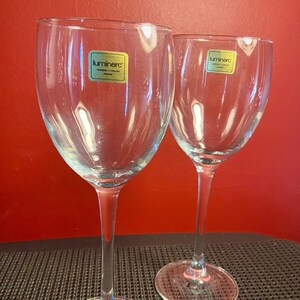 Luminarc France Wine Glass Crystal Vintage Sticker 8”