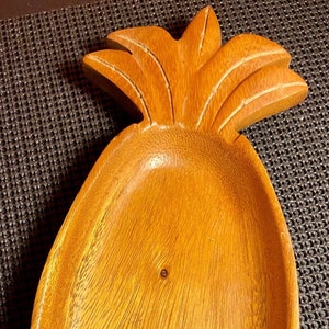 Monkey Pod Wood Honolulu Wooden 10” Tray 1970s