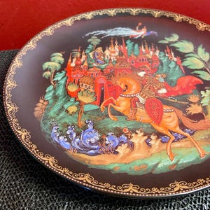Ruslan Ludmilla Russian Legend Fairy Tale Plate Knight & Maiden VTG 8”