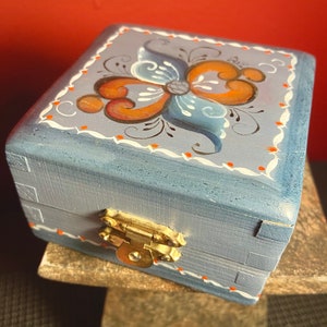 Hand Painted Floral Wooden Jewelry Box 3” Metal Latch