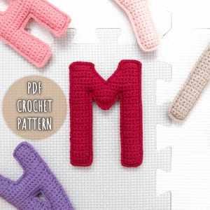 Padrão de crochê da letra M, letras maiúsculas de amigurumi de pelúcia, padrão de alfabeto de crochê, padrão de letras de crochê de pelúcia, alfabeto 3D maiúsculo