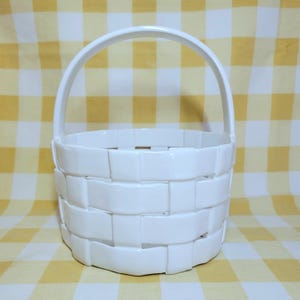 White Woven Ceramic Basket with High Gloss White Glaze Decorative