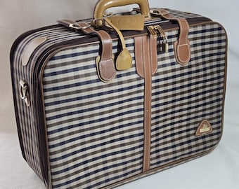 Pristine Archival Aquascutum London Overnighter | Heritage Club Check | Museum Quality with Keys