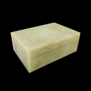 Vintage Jade Stone Jewelry Trinket Box with Jade Lid, Chinese, Hand Carved, Green, 1900-1940s, Antique Collectible Jade Box