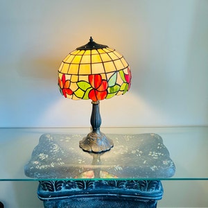 Floral Stained Glass Lamp/Accent Lighting/Lead Glass/Tiffany Lamp/Accent Lamp