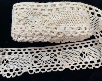 Vintage Off White Ecru Cluny Lace | 2 1/2 in. W | 7 yds. 18 in. L | Boho, Farmhouse, Country, Sewing, Crafts, Junk Journal, Slow Stitch